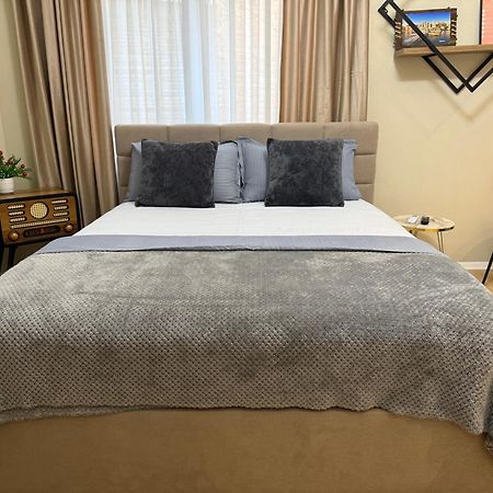 City Center Rooms And Apartments Durres Bagian luar foto