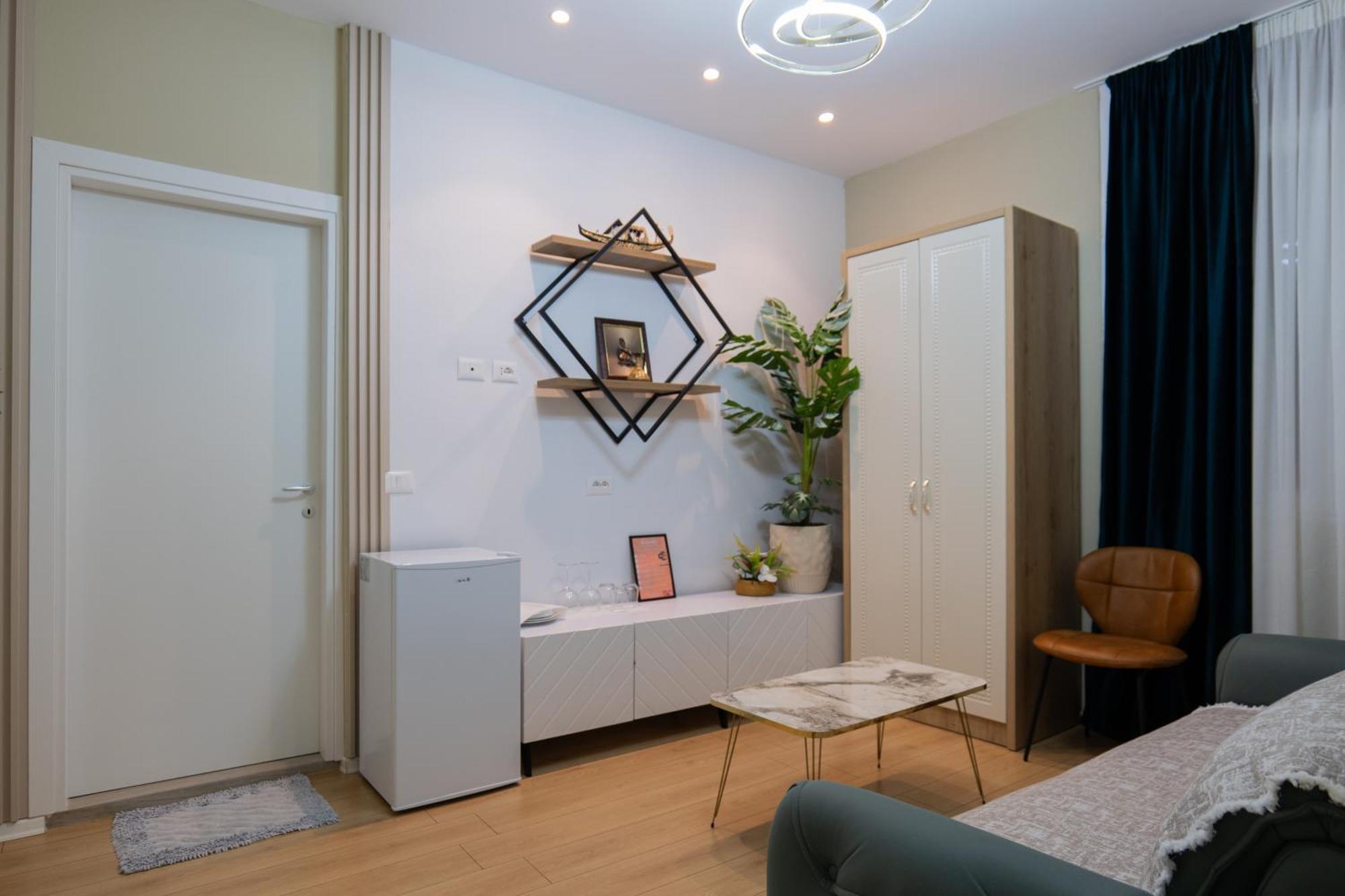 City Center Rooms And Apartments Durres Bagian luar foto